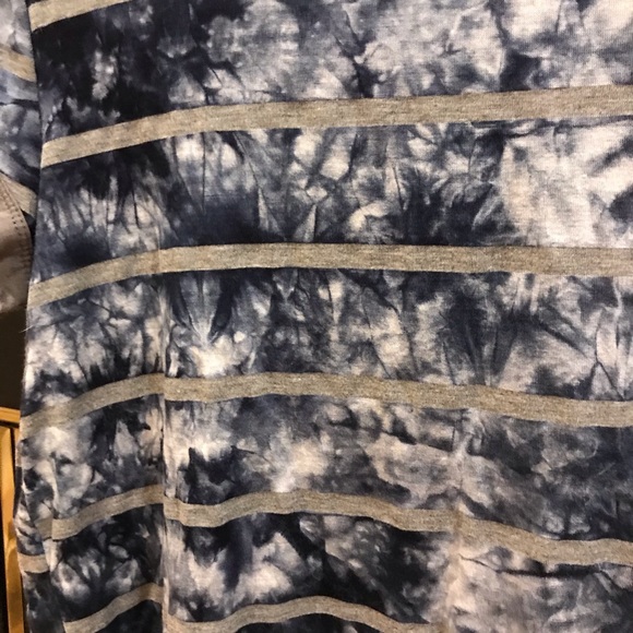 Patterned T-Shirt! - Picture 2 of 5